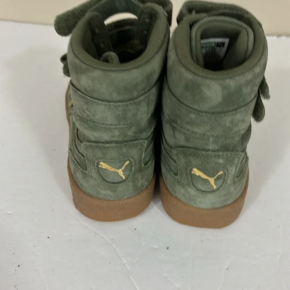 Puma Sky II Olive  Green Suede High Tops  Size 6.5